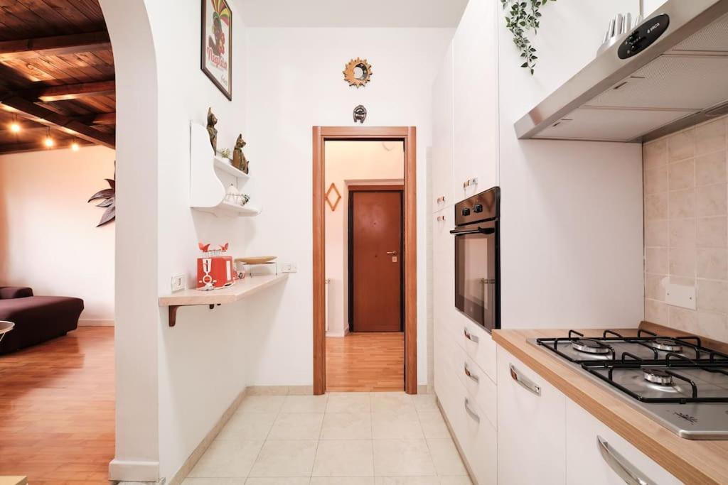 Penthouse 200 Meters From Metro Wi-fi And Ac Apartamento